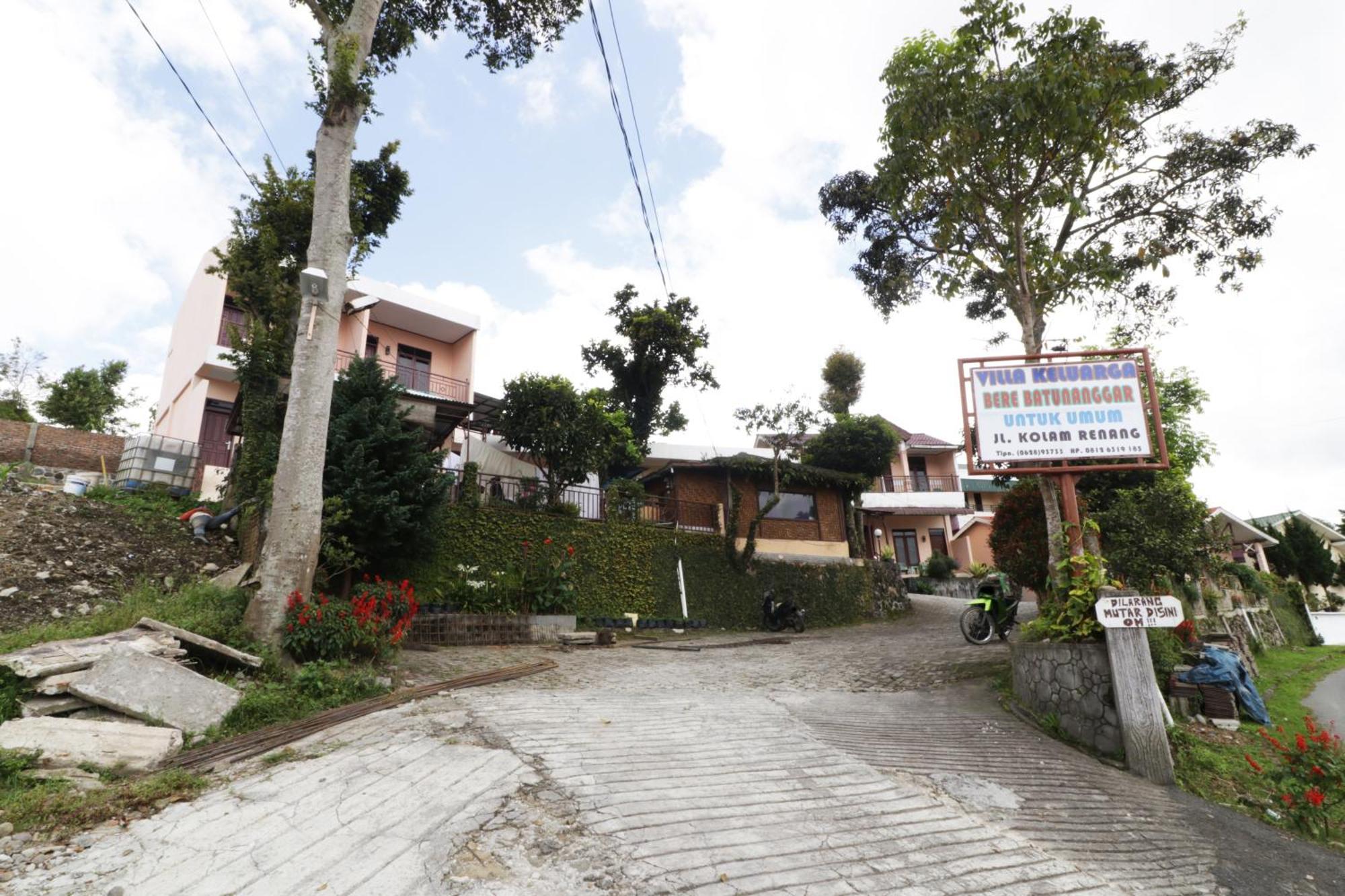 Villa Keluarga Bre Batunanggar بيراستاغي المظهر الخارجي الصورة